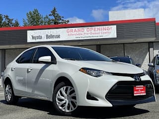 2018 Toyota Corolla LE 5YFBURHE9JP813233 2018 Toyota Corolla LE