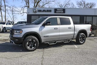 2020 Ram Pickup 1500 1C6SRFLT6LN214528 2020 Ram Pickup 1500