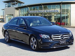 2018 Mercedes-Benz E-Class WDDZF4KB9JA381750 2018 Mercedes-Benz E-Class