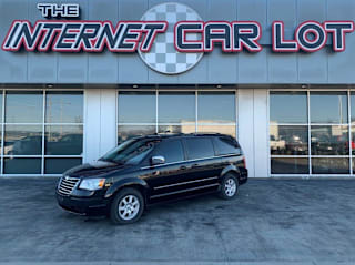 2010 Chrysler Town and Country 2A4RR5D16AR105057 2010 Chrysler Town and Country