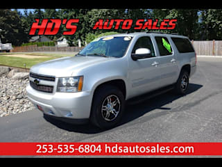 2011 Chevrolet Suburban LT 1500 1GNSKJE39BR262682 2011 Chevrolet Suburban LT 1500