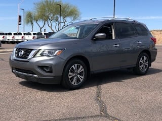 2018 Nissan Pathfinder S 5N1DR2MN7JC607792 2018 Nissan Pathfinder S