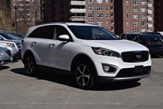 2017 Kia Sorento 5XYPHDA17HG207108 2017 Kia Sorento