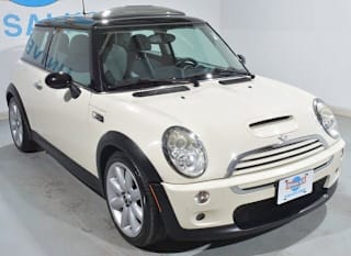 2006 MINI Cooper S WMWRE33506TJ38742 2006 MINI Cooper S