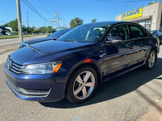 2014 Volkswagen Passat 1.8T S PZEV 1VWAT7A37EC051513 2014 Volkswagen Passat 1.8T S PZEV