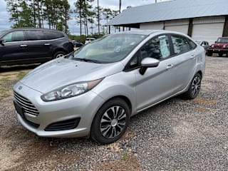 2017 Ford Fiesta S 3FADP4AJ6HM142637 2017 Ford Fiesta S