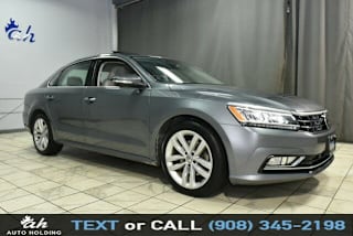2018 Volkswagen Passat 2.0T SE 1VWBA7A35JC035637 2018 Volkswagen Passat 2.0T SE