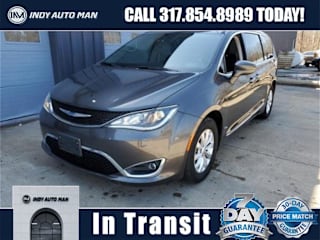 2018 Chrysler Pacifica Touring L 2C4RC1BG8JR227605 2018 Chrysler Pacifica Touring L