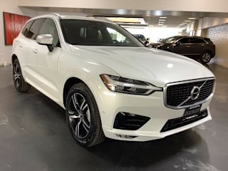 2018 Volvo XC60 T6 R-Design YV4A22RMXJ1044435 2018 Volvo XC60 T6 R-Design