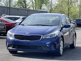 2018 Kia Forte LX 3KPFK4A76JE210571 2018 Kia Forte LX