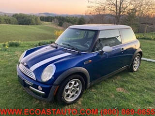 2003 MINI Cooper Base WMWRC33403TC47505 2003 MINI Cooper Base