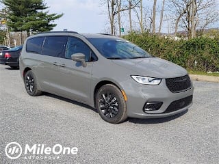 2021 Chrysler Pacifica 2C4RC1BG3MR557902 2021 Chrysler Pacifica
