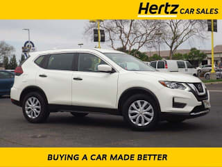 2018 Nissan Rogue S JN8AT2MTXJW465836 2018 Nissan Rogue S