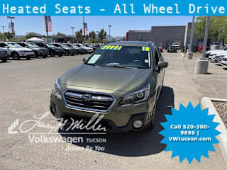 2018 Subaru Outback 2.5i Touring 4S4BSATC3J3381188 2018 Subaru Outback 2.5i Touring