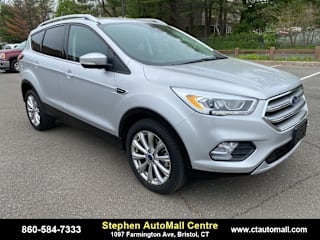 2017 Ford Escape Titanium 1FMCU9J93HUD99537 2017 Ford Escape Titanium