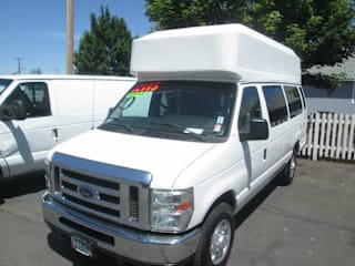 2010 Ford E-Series Wagon E-350 SD XL 1FBSS3BL0ADB02957 2010 Ford E-Series Wagon E-350 SD XL
