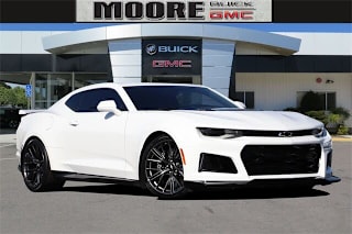 2019 Chevrolet Camaro 1G1FK1R65K0142261 2019 Chevrolet Camaro