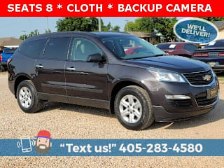 2017 Chevrolet Traverse LS 1GNKRFKD9HJ154558 2017 Chevrolet Traverse LS