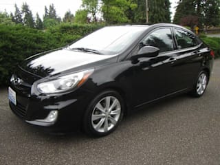 2013 Hyundai Accent GLS KMHCU4AE2DU418217 2013 Hyundai Accent GLS