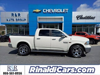 2018 Ram Pickup 1500 Laramie 1C6RR7NT4JS230677 2018 Ram Pickup 1500 Laramie