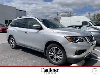 2018 Nissan Pathfinder S 5N1DR2MM1JC644182 2018 Nissan Pathfinder S