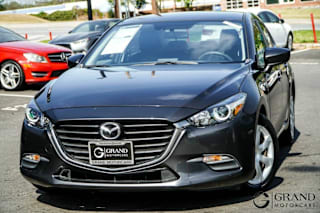 2017 Mazda Mazda3 3MZBN1U74HM105055 2017 Mazda Mazda3