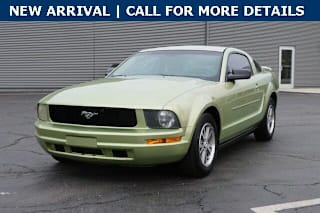 2005 Ford Mustang V6 Premium 1ZVFT80N255186787 2005 Ford Mustang V6 Premium