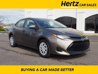 2018 Toyota Corolla LE 5YFBURHEXJP802791 2018 Toyota Corolla LE