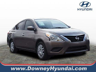2017 Nissan Versa 1.6 SV 3N1CN7AP1HL818793 2017 Nissan Versa 1.6 SV