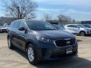 2019 Kia Sorento LX 5XYPGDA30KG444440 2019 Kia Sorento LX