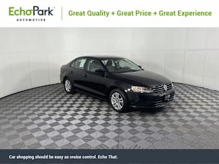 2018 Volkswagen Jetta 3VW2B7AJ7JM238104 2018 Volkswagen Jetta
