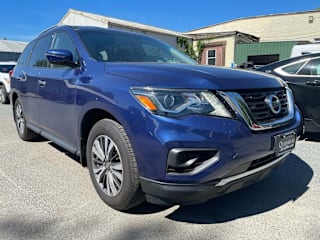 2017 Nissan Pathfinder S 5N1DR2MN2HC684578 2017 Nissan Pathfinder S