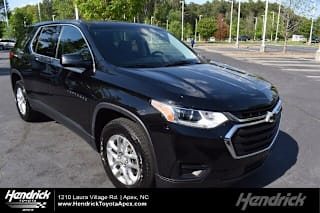 2018 Chevrolet Traverse LS 1GNERFKW3JJ274456 2018 Chevrolet Traverse LS