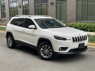 2019 Jeep Cherokee Latitude Plus 1C4PJMLB2KD299695 2019 Jeep Cherokee Latitude Plus