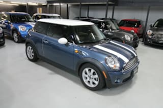 2009 MINI Cooper Base WMWMF33559TW75327 2009 MINI Cooper Base