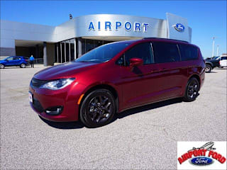 2018 Chrysler Pacifica Touring Plus 2C4RC1FG8JR306170 2018 Chrysler Pacifica Touring Plus