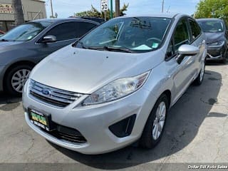 2012 Ford Fiesta SE 3FADP4BJ8CM183200 2012 Ford Fiesta SE