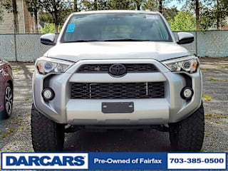 2018 Toyota 4Runner SR5 JTEBU5JR9J5555620 2018 Toyota 4Runner SR5