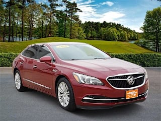 2018 Buick LaCrosse Essence 1G4ZP5SZ9JU124558 2018 Buick LaCrosse Essence