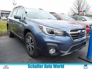 2018 Subaru Outback 4S4BSAKC2J3330279 2018 Subaru Outback