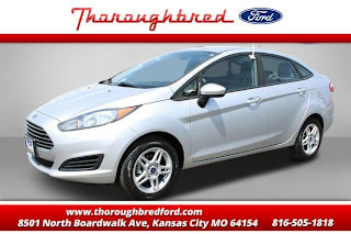 2017 Ford Fiesta SE 3FADP4BJ4HM147494 2017 Ford Fiesta SE