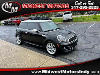2011 MINI Cooper S WMWSV3C55BTY20026 2011 MINI Cooper S