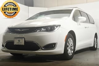 2018 Chrysler Pacifica Touring L 2C4RC1BG3JR316854 2018 Chrysler Pacifica Touring L