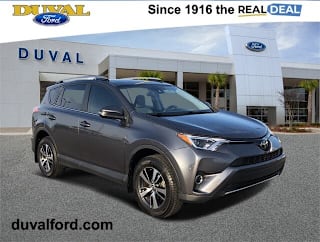 2017 Toyota RAV4 XLE JTMRFREV6HD218012 2017 Toyota RAV4 XLE