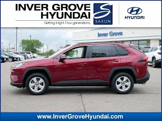 2019 Toyota RAV4 XLE 2T3P1RFV7KW077109 2019 Toyota RAV4 XLE