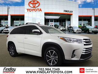 2018 Toyota Highlander XLE 5TDJZRFH2JS525927 2018 Toyota Highlander XLE
