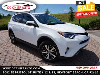 2017 Toyota RAV4 JTMRFREV4HJ707588 2017 Toyota RAV4