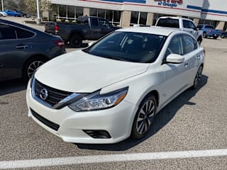 2017 Nissan Altima 1N4AL3AP0HC121538 2017 Nissan Altima