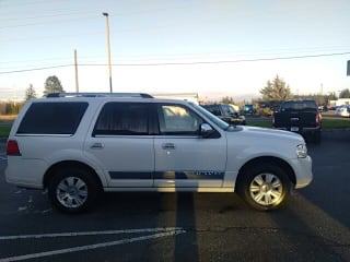 2010 Lincoln Navigator 5LMJJ2J57AEJ04540 2010 Lincoln Navigator