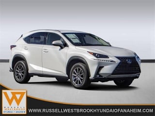 2018 Lexus NX 300 Base JTJYARBZ3J2097858 2018 Lexus NX 300 Base